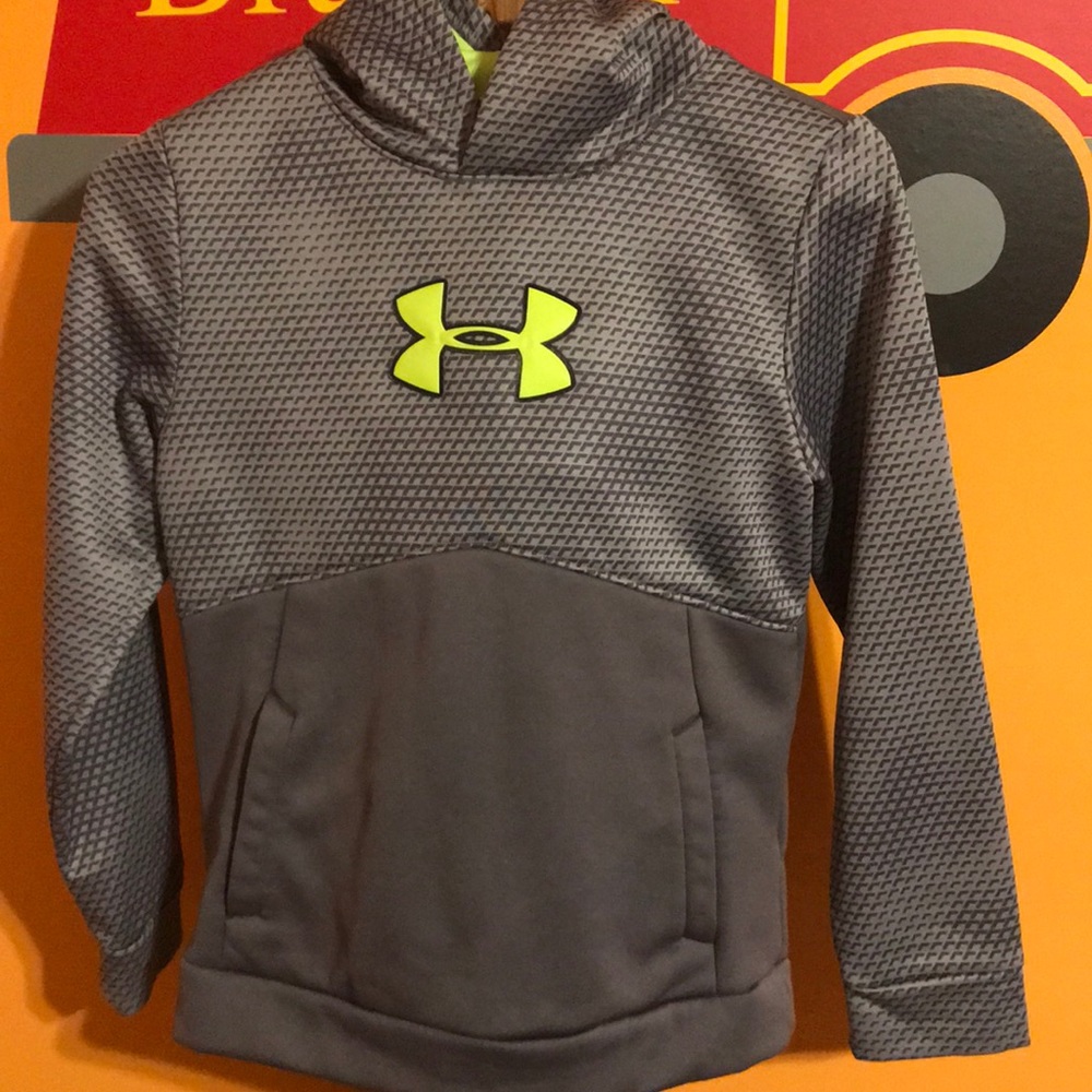 Boys Under Armour Hoodie! Size Medium
